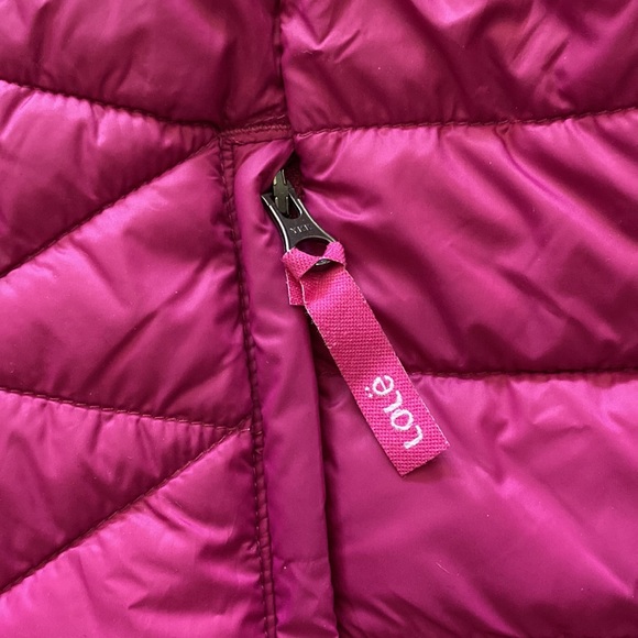 Lole Hooded Light Weight Packable Jacket, with Pouch - Picture 5 of 9
